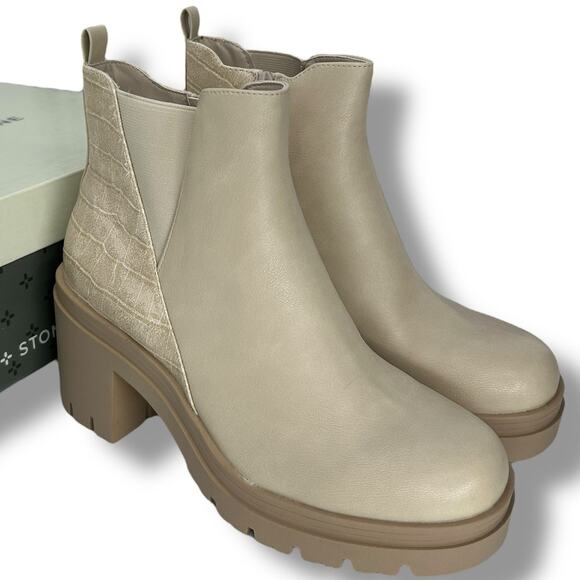 NEW Sun + Stone Chunky Reptile Boots Size 9.5 Cream White Tan Lug Natural Bootie - Picture 1 of 14